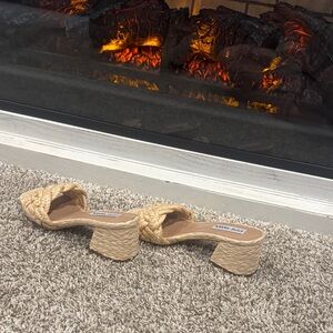 Steve Madden Beige Woven Mules